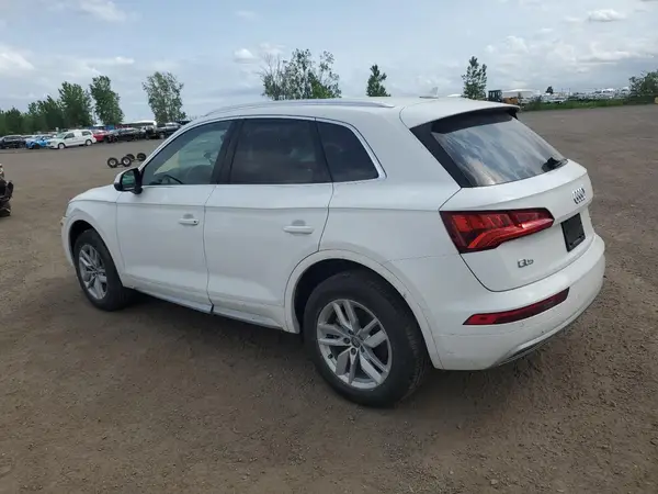 WA1ANAFY5K2054856 2019 AUDI Q5 - Image 2