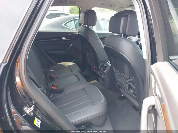 WA1ANAFY5K2068112 2019 AUDI Q5 - Image 8