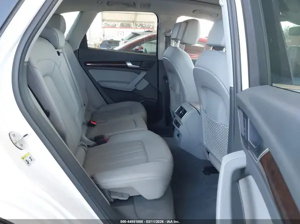WA1ANAFY5K2094919 2019 AUDI Q5 - Image 8