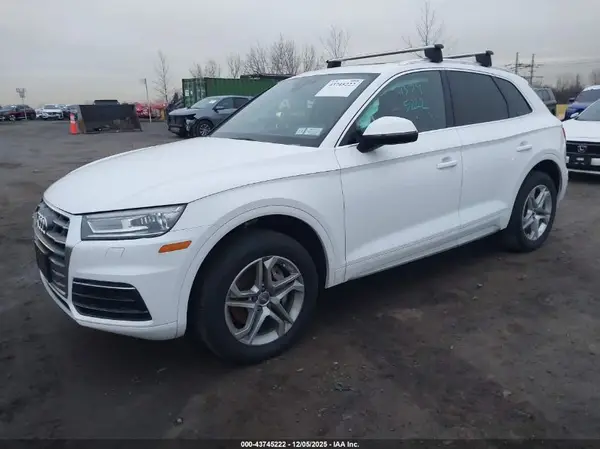 WA1ANAFY5K2097139 2019 AUDI Q5 - Image 2
