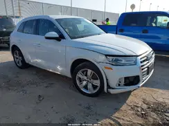 WA1ANAFY5K2109922 2019 AUDI Q5
