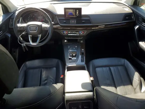 WA1ANAFY5K2113808 2019 AUDI Q5 - Image 8