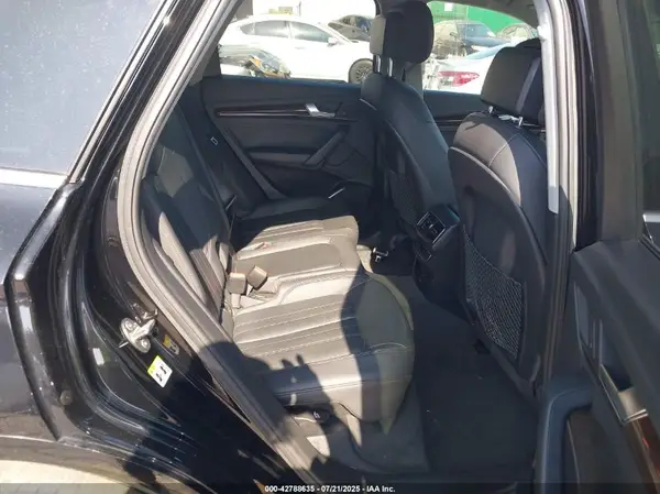 WA1ANAFY5K2118359 2019 AUDI Q5 - Image 8