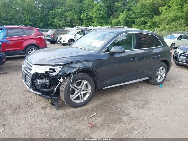 WA1ANAFY5K2136814 2019 AUDI Q5 - Image 2
