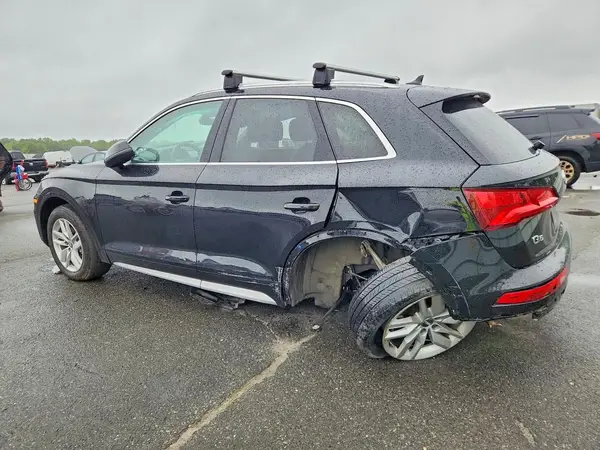 WA1ANAFY5L2044474 2020 AUDI Q5 - Image 2