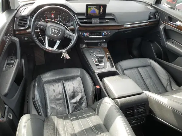 WA1ANAFY5L2062019 2020 AUDI Q5 - Image 8