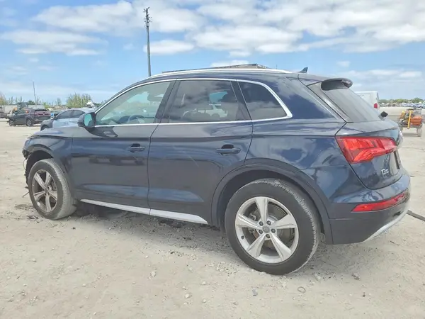 WA1ANAFY5L2065969 2020 AUDI Q5 - Image 2
