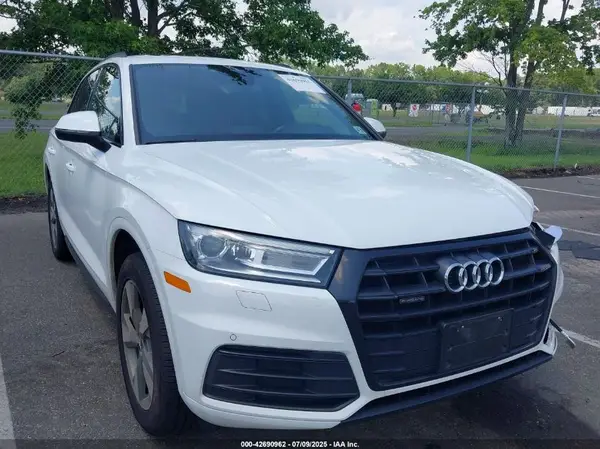 WA1ANAFY5L2079466 2020 AUDI Q5 - Image 1