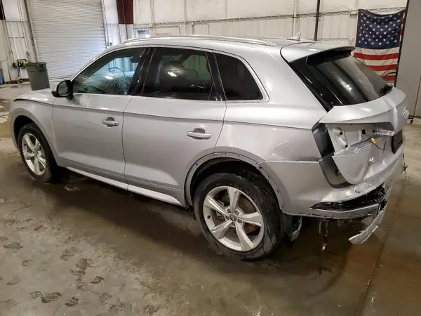 WA1ANAFY5L2083520 2020 AUDI Q5 - Image 2