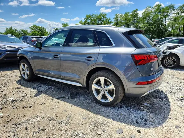WA1ANAFY5L2091083 2020 AUDI Q5 - Image 2