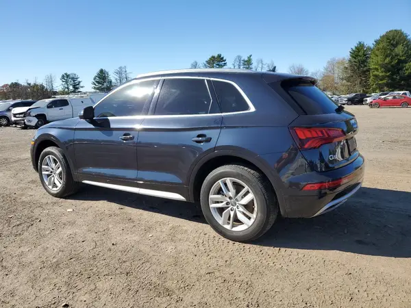 WA1ANAFY5L2102485 2020 AUDI Q5 - Image 2