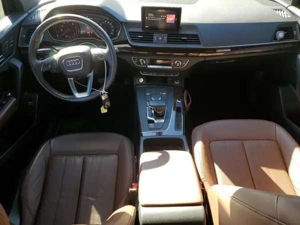 WA1ANAFY5L2102485 2020 AUDI Q5 - Image 8