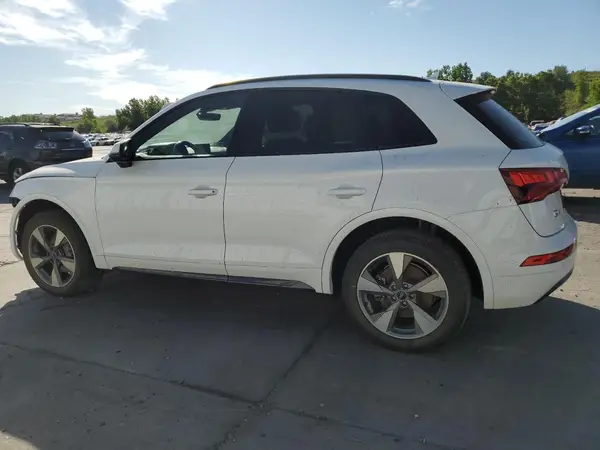 WA1ANAFY5L2108397 2020 AUDI Q5 - Image 2