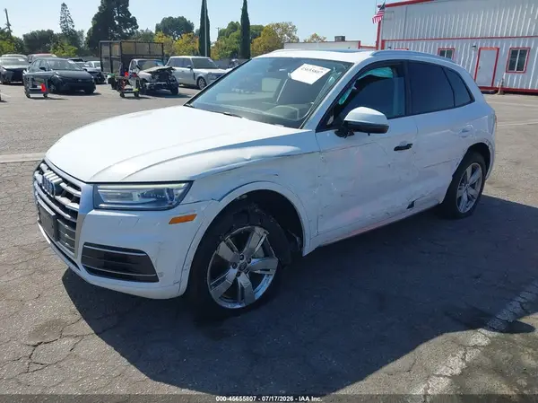 WA1ANAFY6J2010086 2018 AUDI Q5 - Image 2
