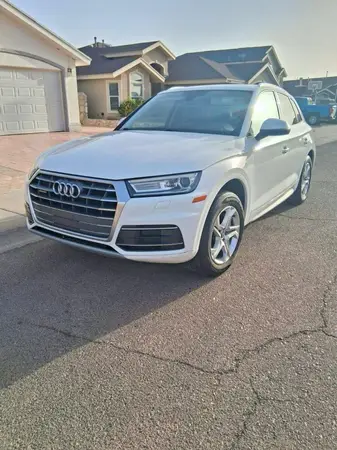 WA1ANAFY6J2013912 2018 AUDI Q5 - Image 2