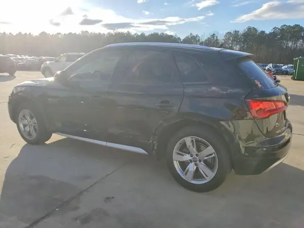WA1ANAFY6J2023985 2018 AUDI Q5 - Image 2