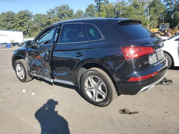 WA1ANAFY6J2040639 2018 AUDI Q5 - Image 2