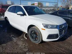 WA1ANAFY6J2077898 2018 AUDI Q5