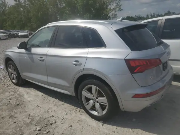 WA1ANAFY6J2084947 2018 AUDI Q5 - Image 2