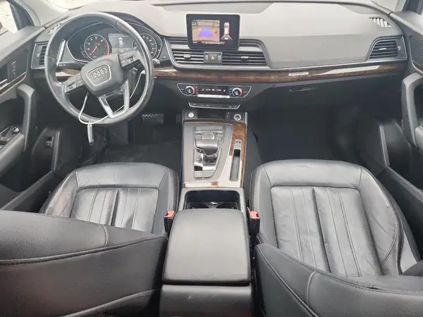 WA1ANAFY6J2155645 2018 AUDI Q5 - Image 8