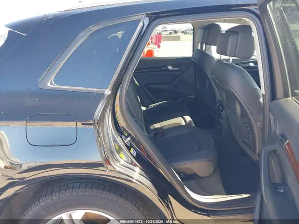 WA1ANAFY6J2185180 2018 AUDI Q5 - Image 8