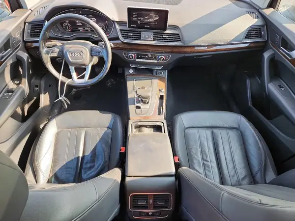 WA1ANAFY6J2185860 2018 AUDI Q5 - Image 8