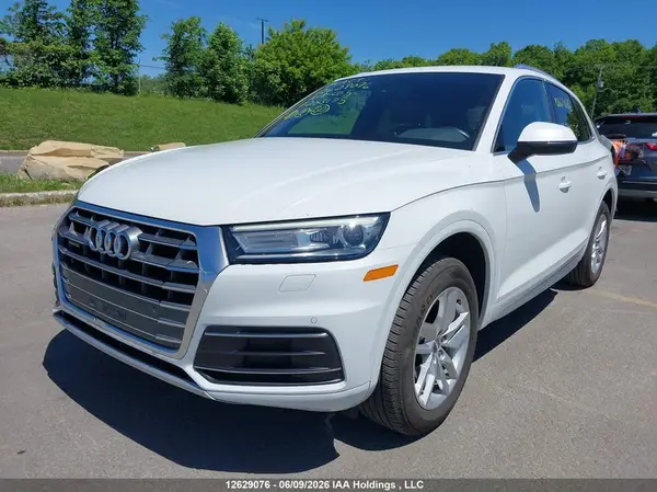 WA1ANAFY6J2203175 2018 AUDI Q5 - Image 2
