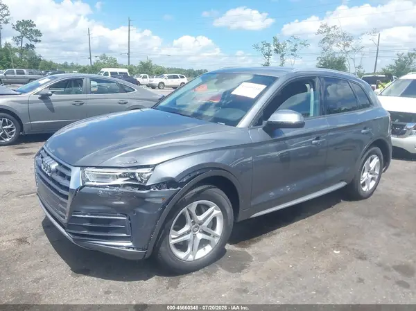 WA1ANAFY6J2219411 2018 AUDI Q5 - Image 2