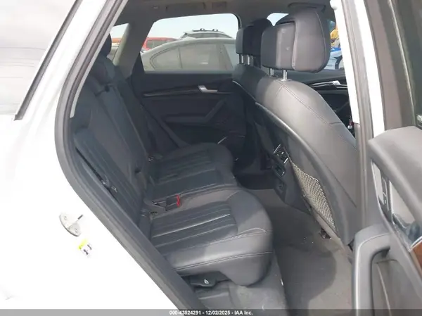 WA1ANAFY6K2038553 2019 AUDI Q5 - Image 8