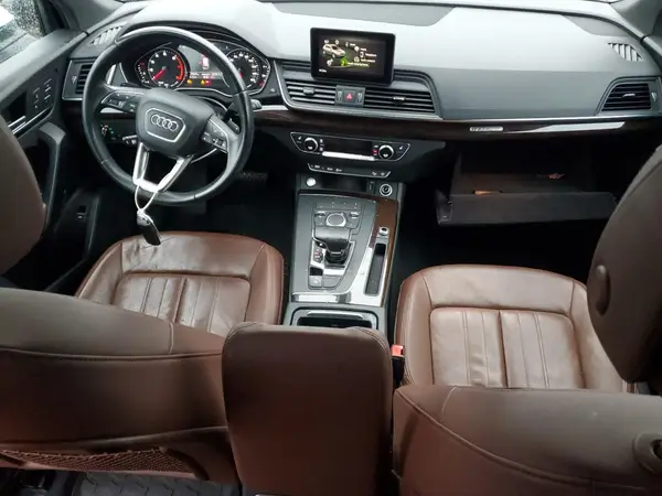 WA1ANAFY6K2049021 2019 AUDI Q5 - Image 8