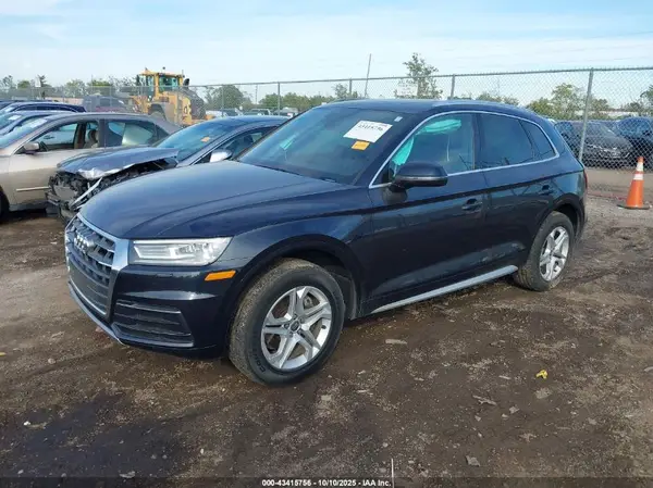 WA1ANAFY6K2065638 2019 AUDI Q5 - Image 2