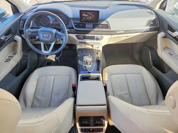 WA1ANAFY6K2087123 2019 AUDI Q5 - Image 8