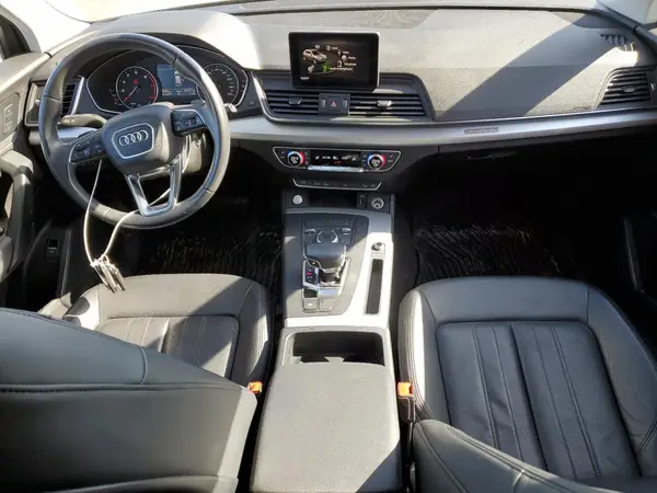 WA1ANAFY6K2094010 2019 AUDI Q5 - Image 8