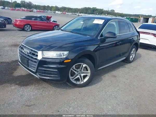 WA1ANAFY6K2110187 2019 AUDI Q5 - Image 2
