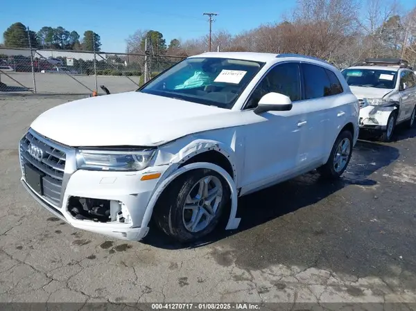 WA1ANAFY6K2110626 2019 AUDI Q5 - Image 2