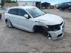 WA1ANAFY6K2114899 2019 AUDI Q5