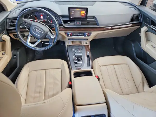 WA1ANAFY6K2130343 2019 AUDI Q5 - Image 8