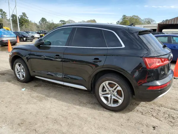 WA1ANAFY6K2130777 2019 AUDI Q5 - Image 2