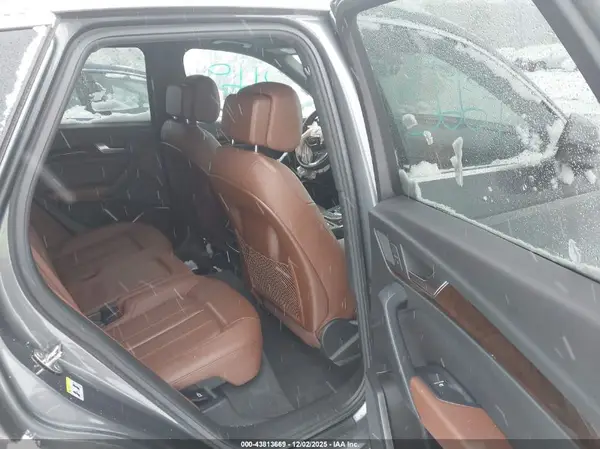 WA1ANAFY6K2142024 2019 AUDI Q5 - Image 8