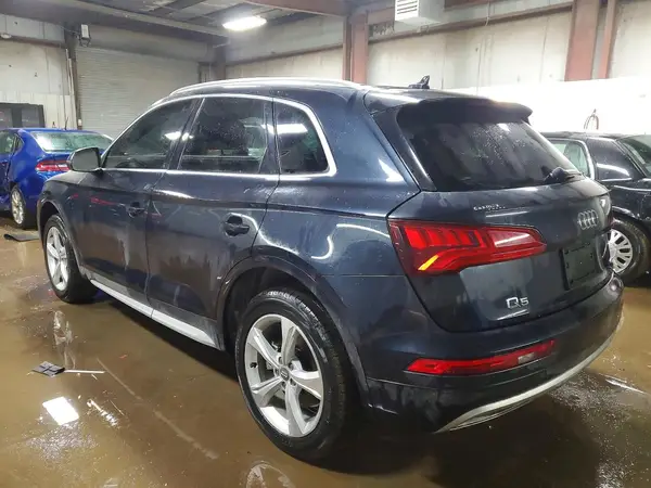 WA1ANAFY6L2008504 2020 AUDI Q5 - Image 2