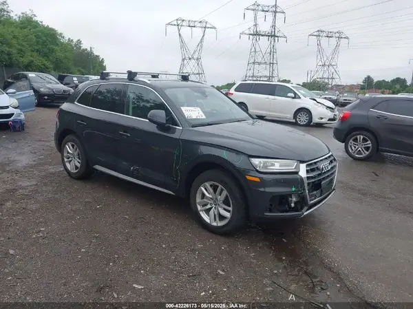 WA1ANAFY6L2042006 2020 AUDI Q5 - Image 1