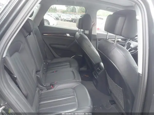 WA1ANAFY6L2042006 2020 AUDI Q5 - Image 8