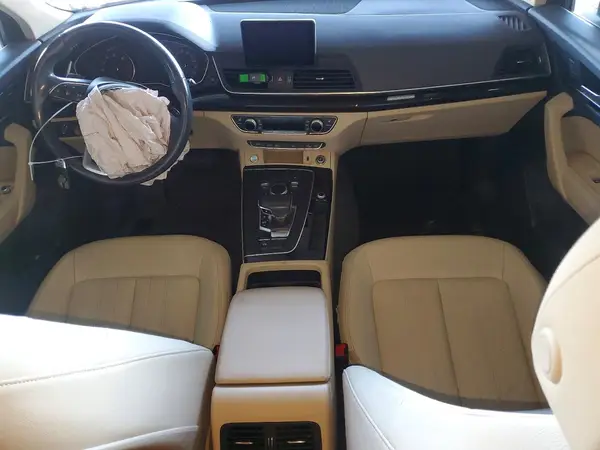WA1ANAFY6L2049764 2020 AUDI Q5 - Image 8