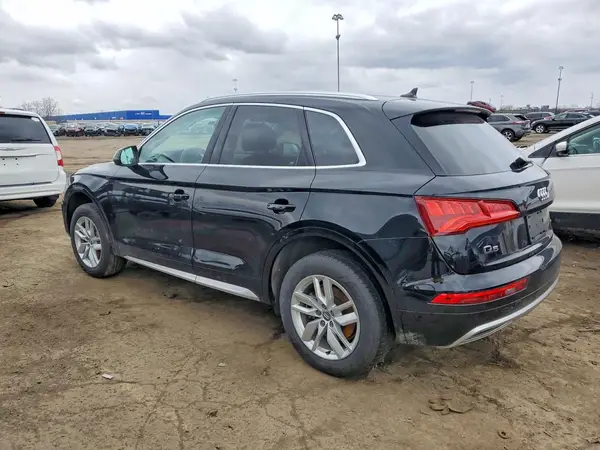 WA1ANAFY6L2055600 2020 AUDI Q5 - Image 2