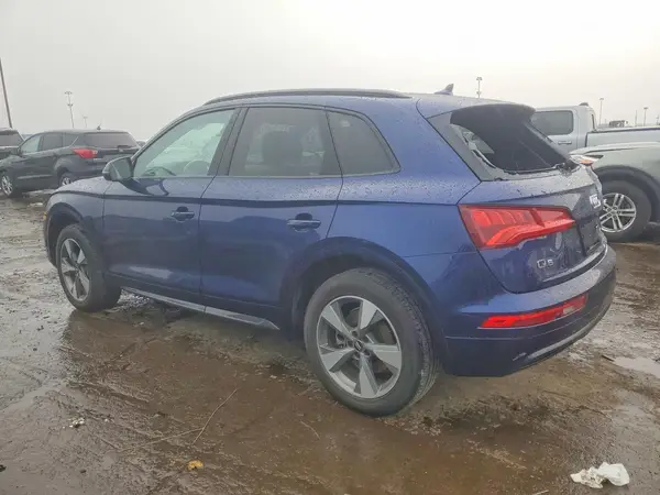 WA1ANAFY6L2087723 2020 AUDI Q5 - Image 2