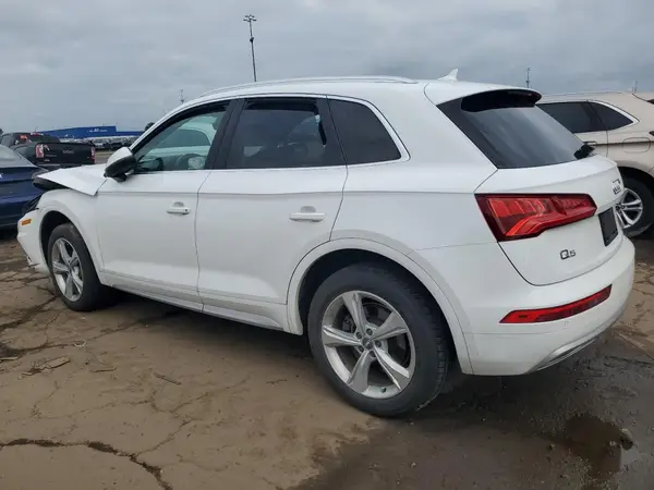 WA1ANAFY6L2098057 2020 AUDI Q5 - Image 2