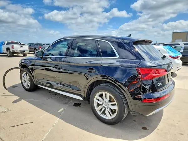 WA1ANAFY6L2108327 2020 AUDI Q5 - Image 2