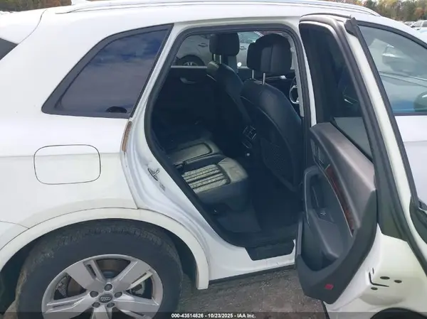 WA1ANAFY7J2008430 2018 AUDI Q5 - Image 8