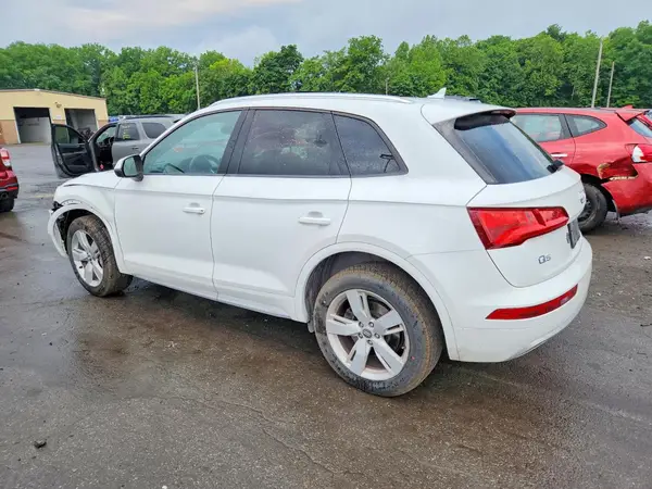WA1ANAFY7J2009142 2018 AUDI Q5 - Image 2