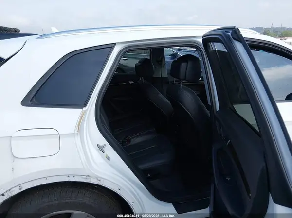 WA1ANAFY7J2009173 2018 AUDI Q5 - Image 8